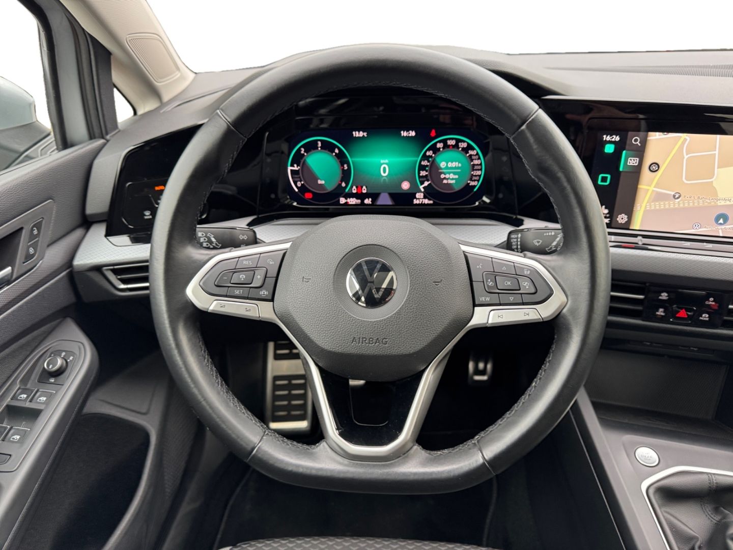 Volkswagen Golf 8 2.0 TDI Active LED/NAVI/PANO/AHK/APP+++ foto 12