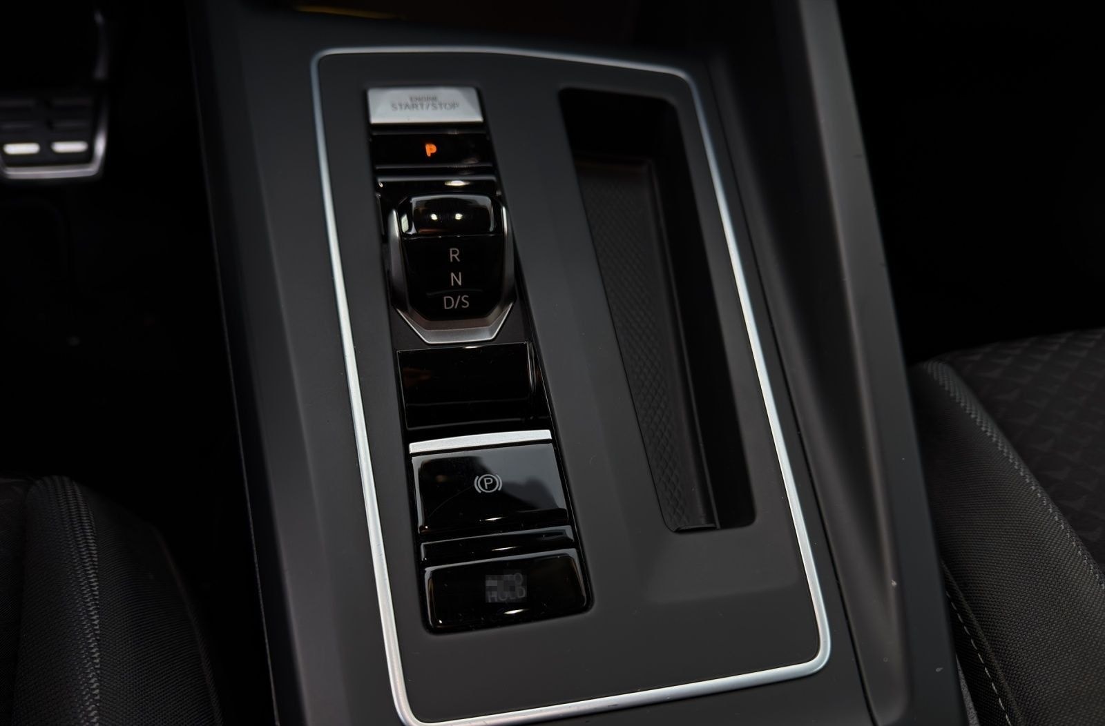 Volkswagen Golf 2.0 TDI DSG ACTIVE NAVI AHK KAMERA SITZHZG foto 11