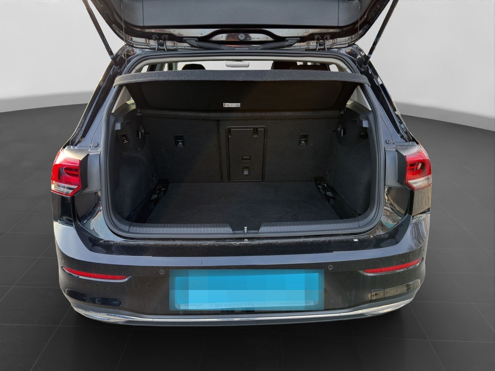 Volkswagen Golf 2.0 TDI DSG ACTIVE NAVI AHK KAMERA SITZHZG foto 17