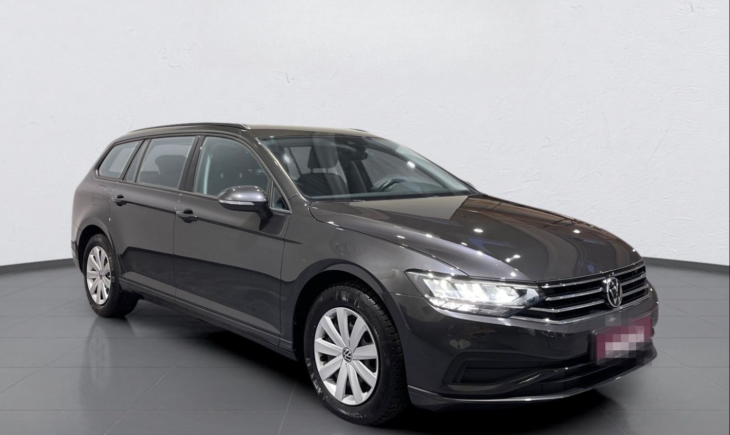 Volkswagen Passat Variant 1.5 TSI DSG LED NAVIGATION KAMERA foto 7