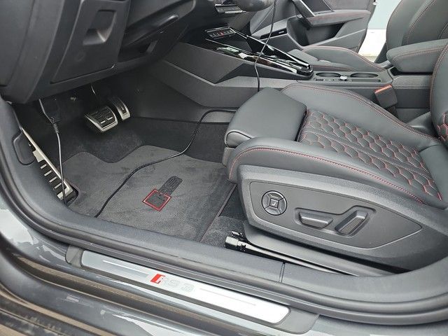 Audi RS 3 Lim. 2.5 TFSI quattro S-tr. Matrix HUD Pano foto 14