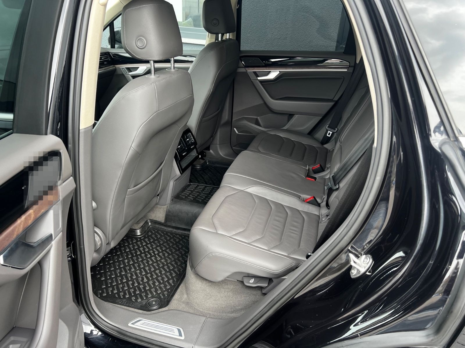 Volkswagen Touareg Atmosphere 4Motion 3.0 V6 TDI/R-line foto 12