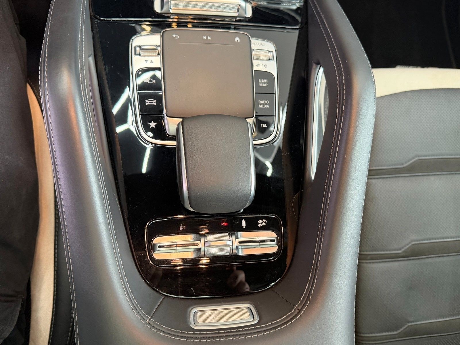 Mercedes-Benz GLE63 AMG+SHZ+PANO+AHK+HeadUp+Burmester+AMG-LMR foto 24