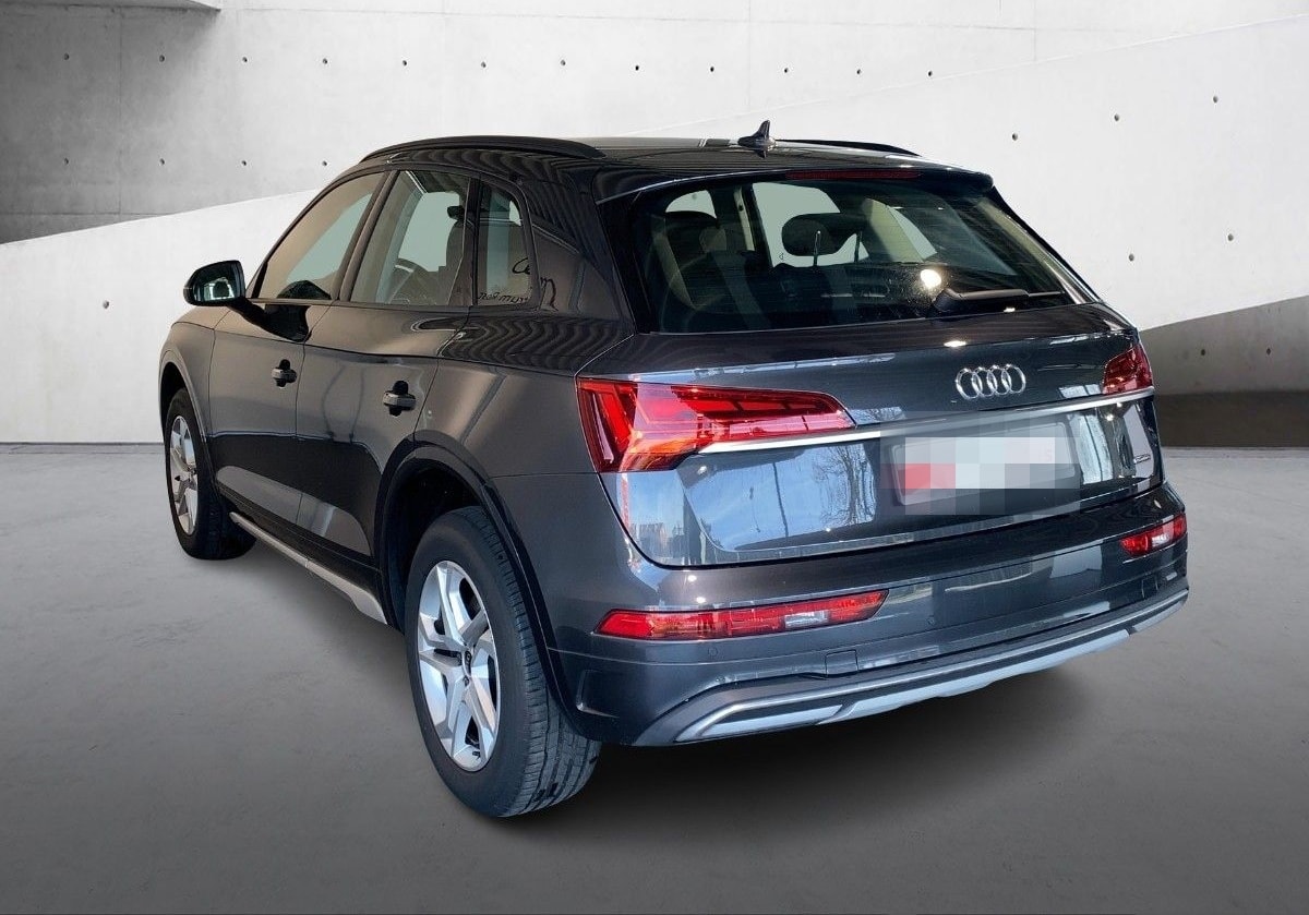 Audi Q5 40 TDI QUATTRO+NAVI+MATRIX+AHK+VIRT COCK+AMBI foto 3