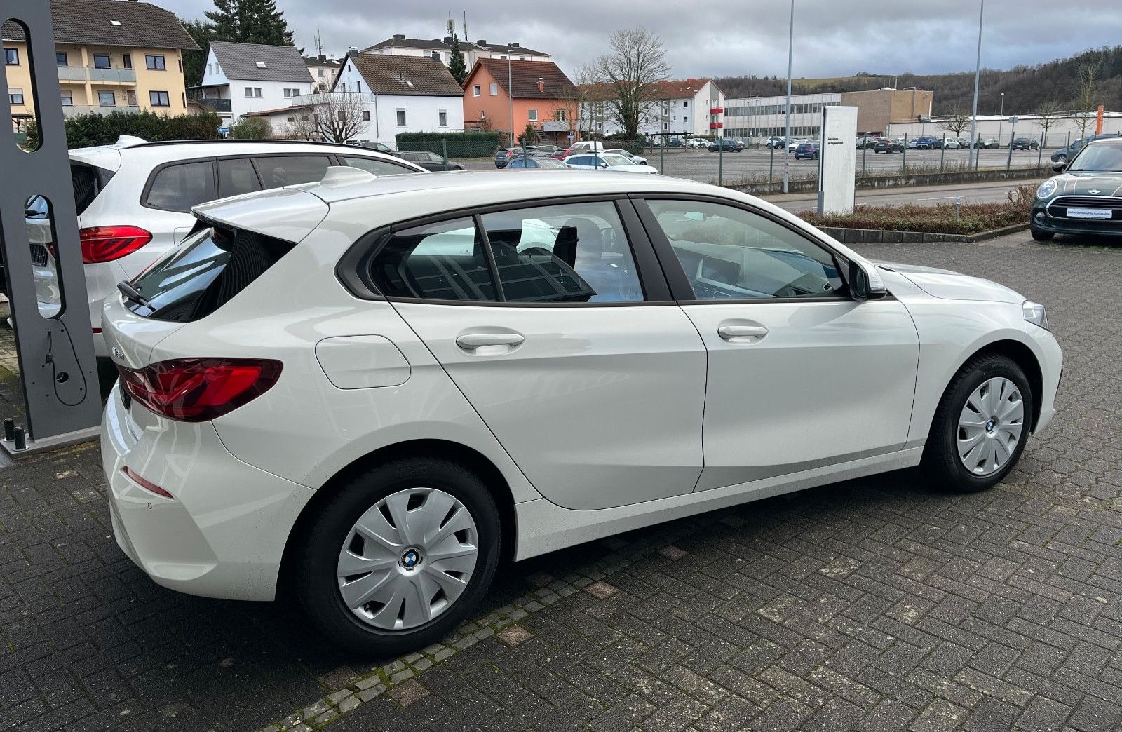 BMW 116dA F40 Live Cockpit Prof./LED/DAB/PDC foto 5