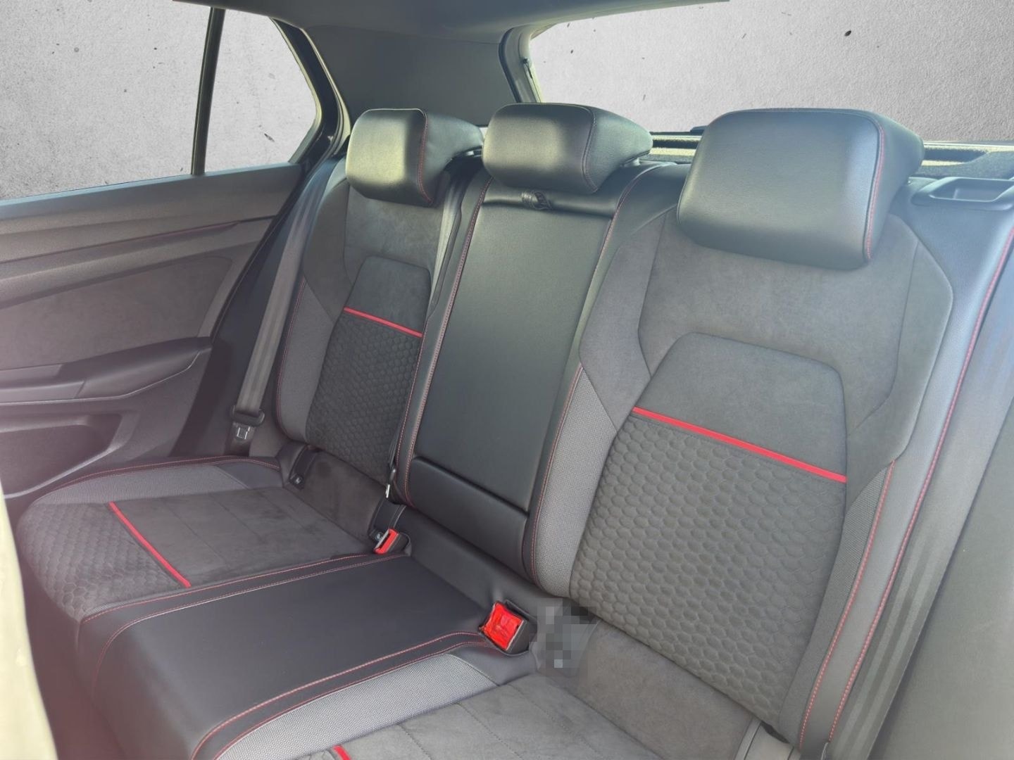 Volkswagen Golf VIII Clubsport 2.0 TSI DSG *Top-Sportsitze* foto 14