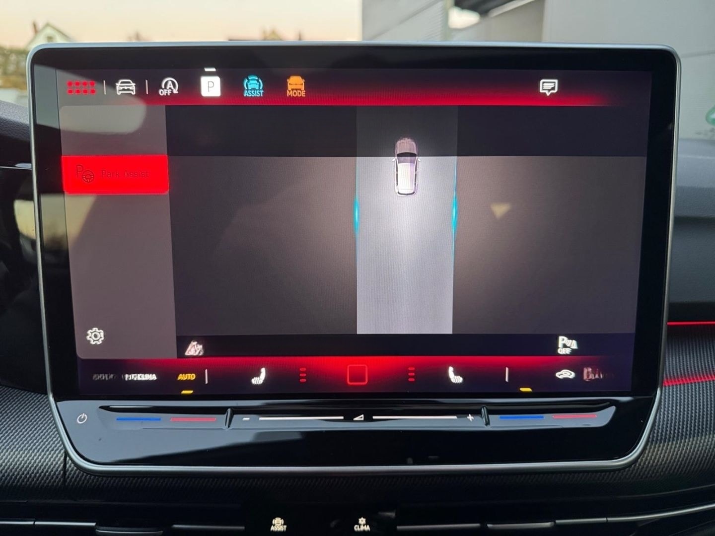 Volkswagen Golf VIII 2,0 l TSI OPF 195 kW (265 PS) 7-G DSG  foto 19