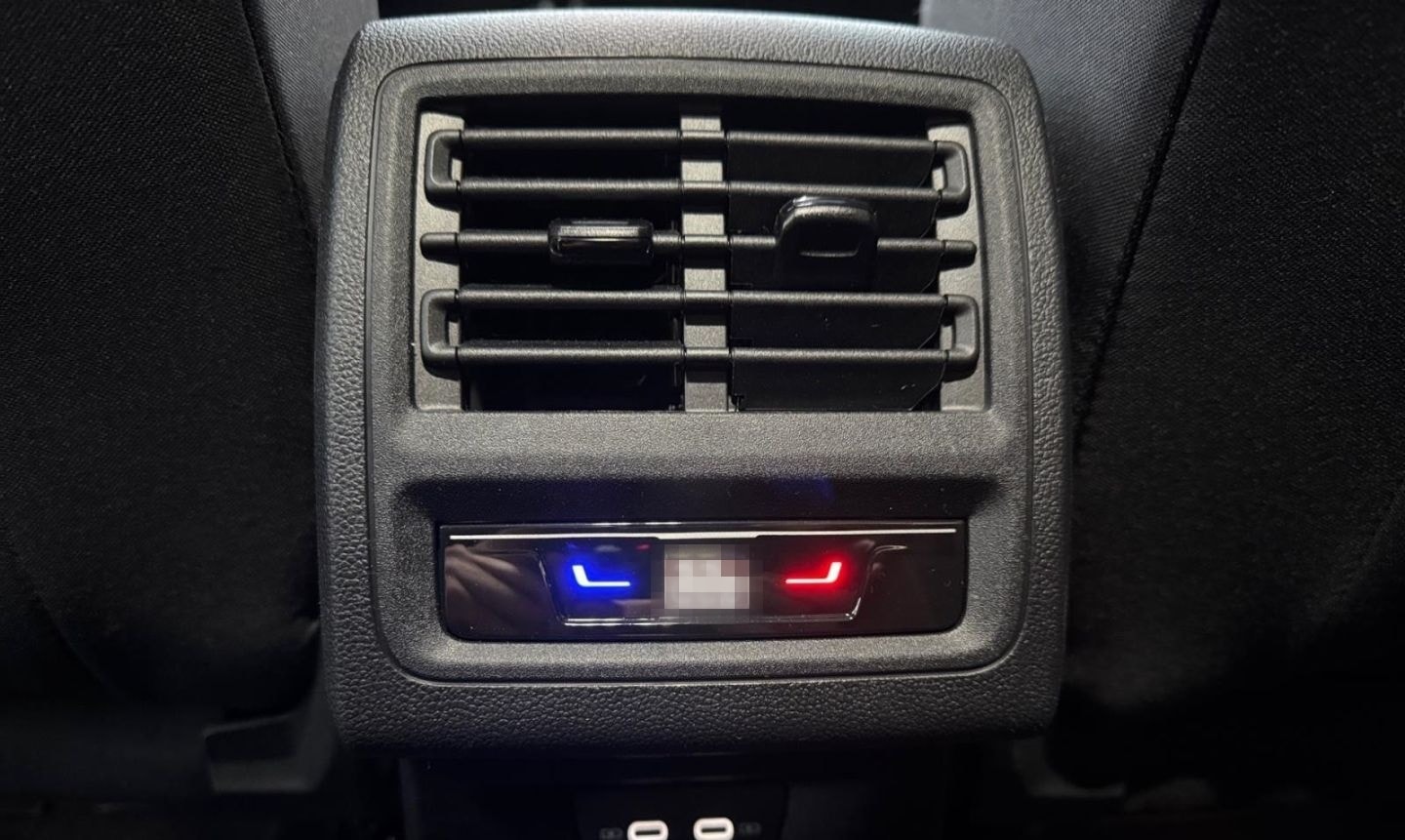 Volkswagen Golf VIII 2,0 l TSI OPF 195 kW (265 PS) 7-G DSG  foto 20