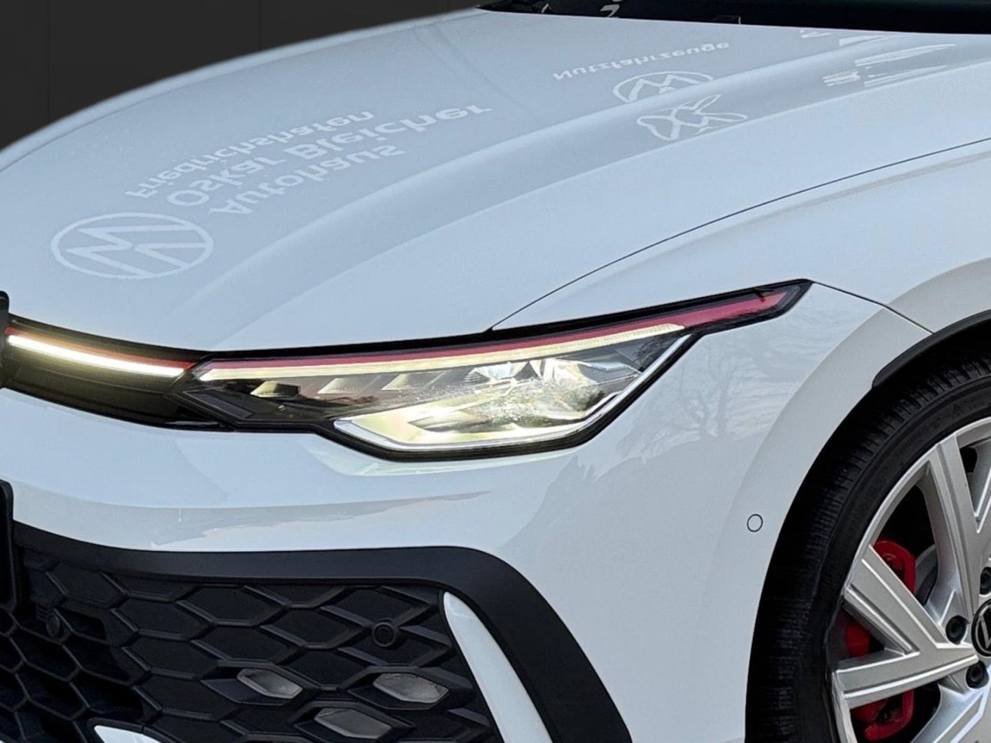 Volkswagen Golf VIII 2,0 l TSI OPF 195 kW (265 PS) 7-G DSG  foto 5