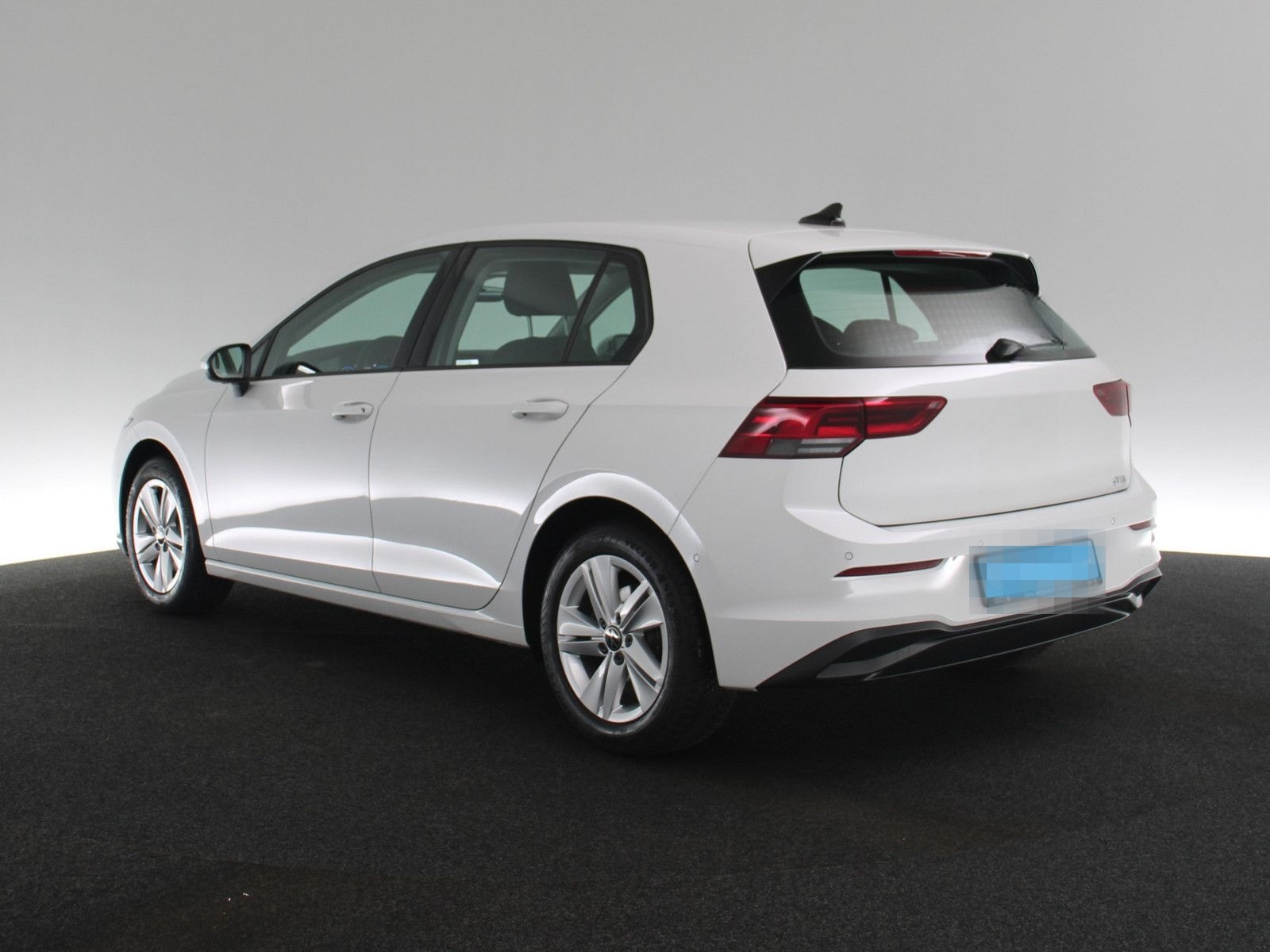 Volkswagen Golf VIII 1.5 eTSI Life LED NAVI SHZ PDC KEYLESS foto 6