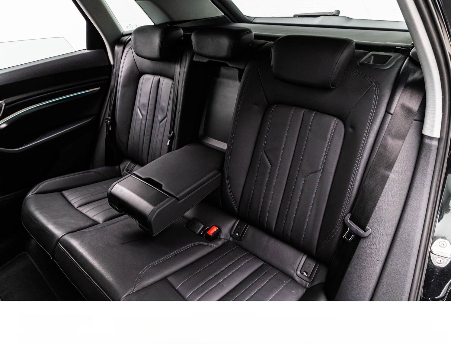 Audi E-TRON 55 Q S LINE/21Z./MATRIX/ACC/CARPLAY/360° foto 18