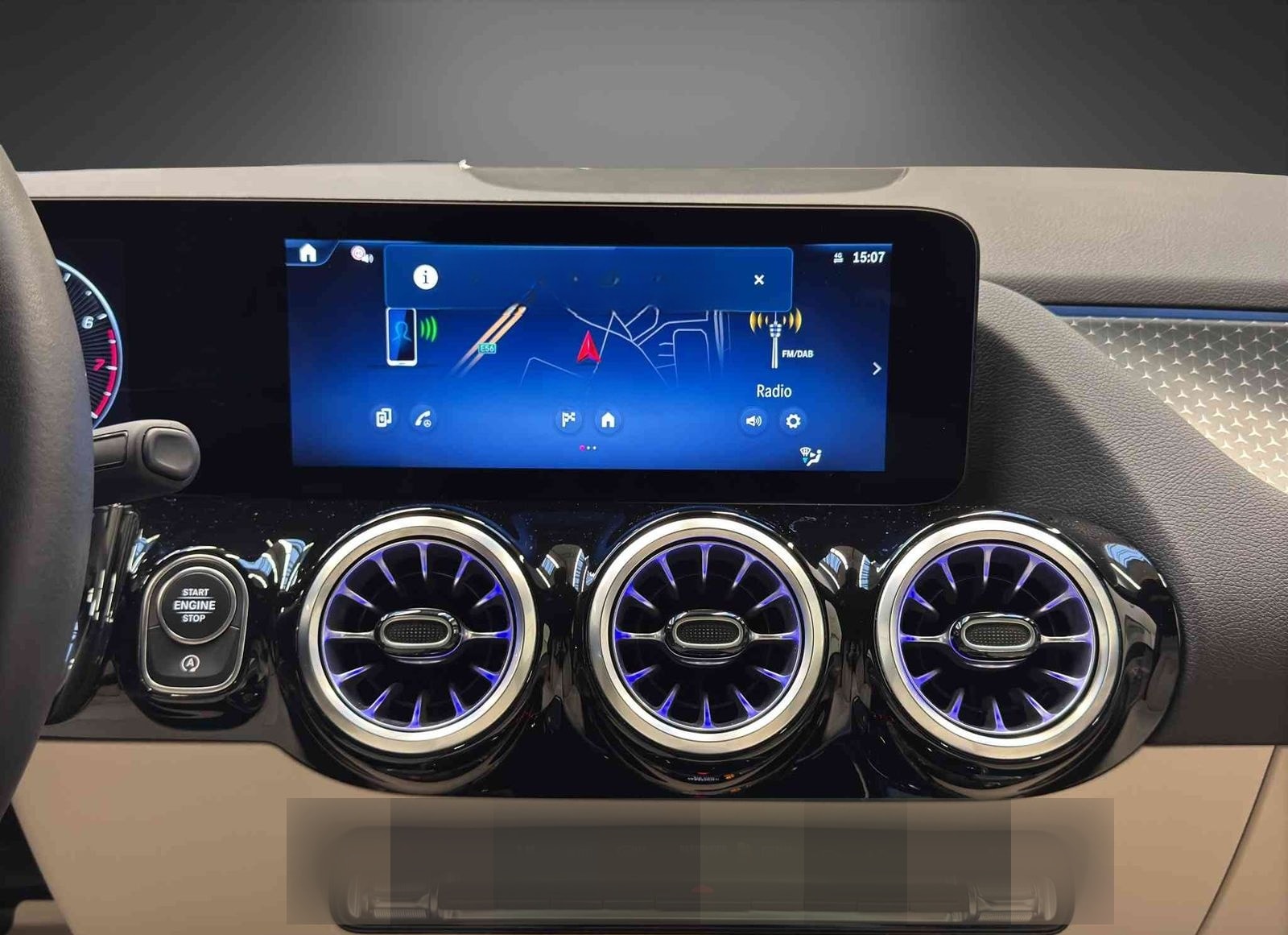 Mercedes-Benz GLA 200 Progressive*NIGHT*Leder Beige*Keyles*18" foto 17