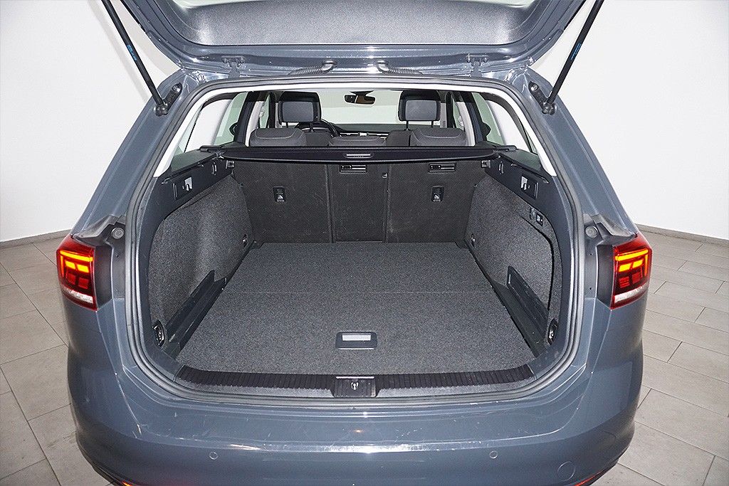 Volkswagen Passat 2.0TDI DSG Business AHK Pano SHZ LED foto 14