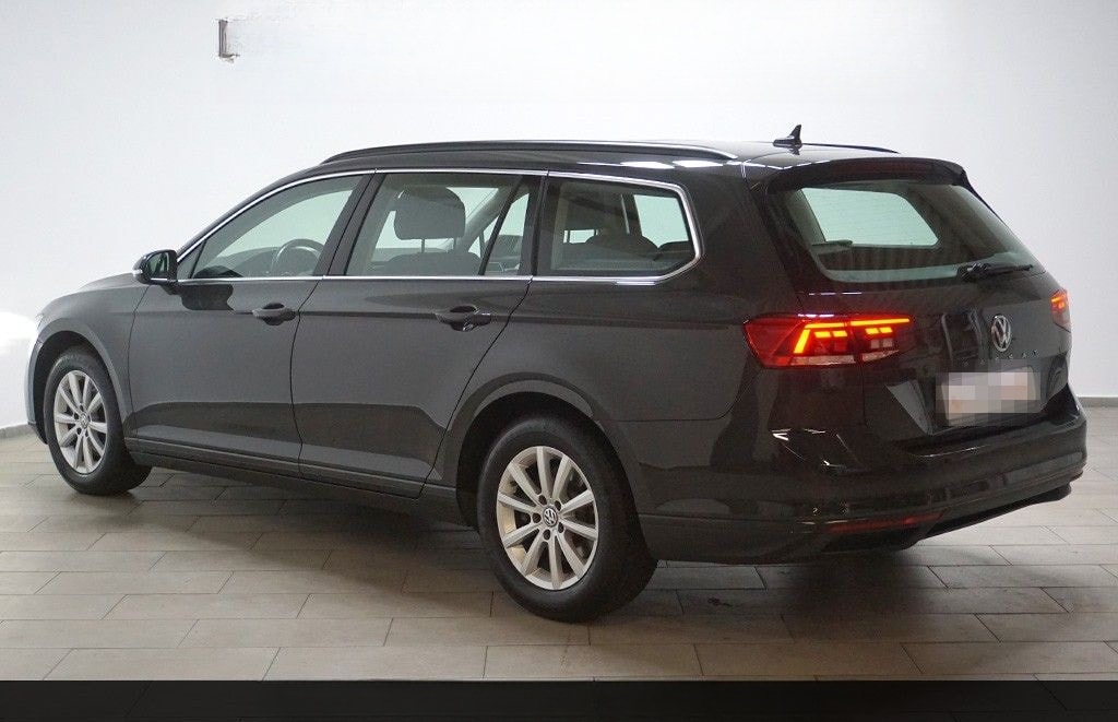 Volkswagen Passat 2.0TDI DSG Business AHK Pano SHZ LED foto 6