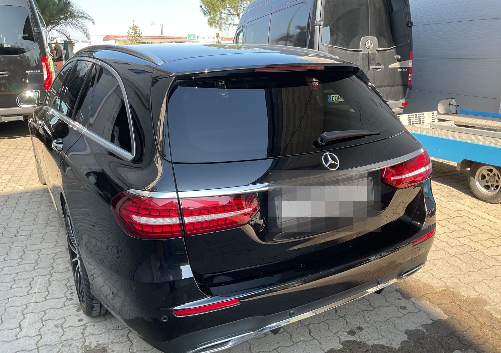 Mercedes-Benz E 400 d 4M T AMG Line Burmester 1 Hand foto 4