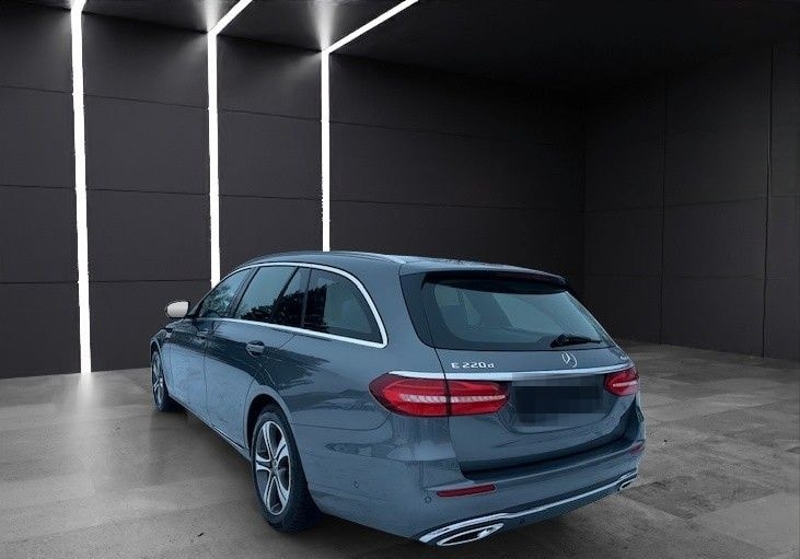 Mercedes-Benz E 220 d 4Matic-T-Avantgarde/LED/Kamera/Navi/KeyF foto 8
