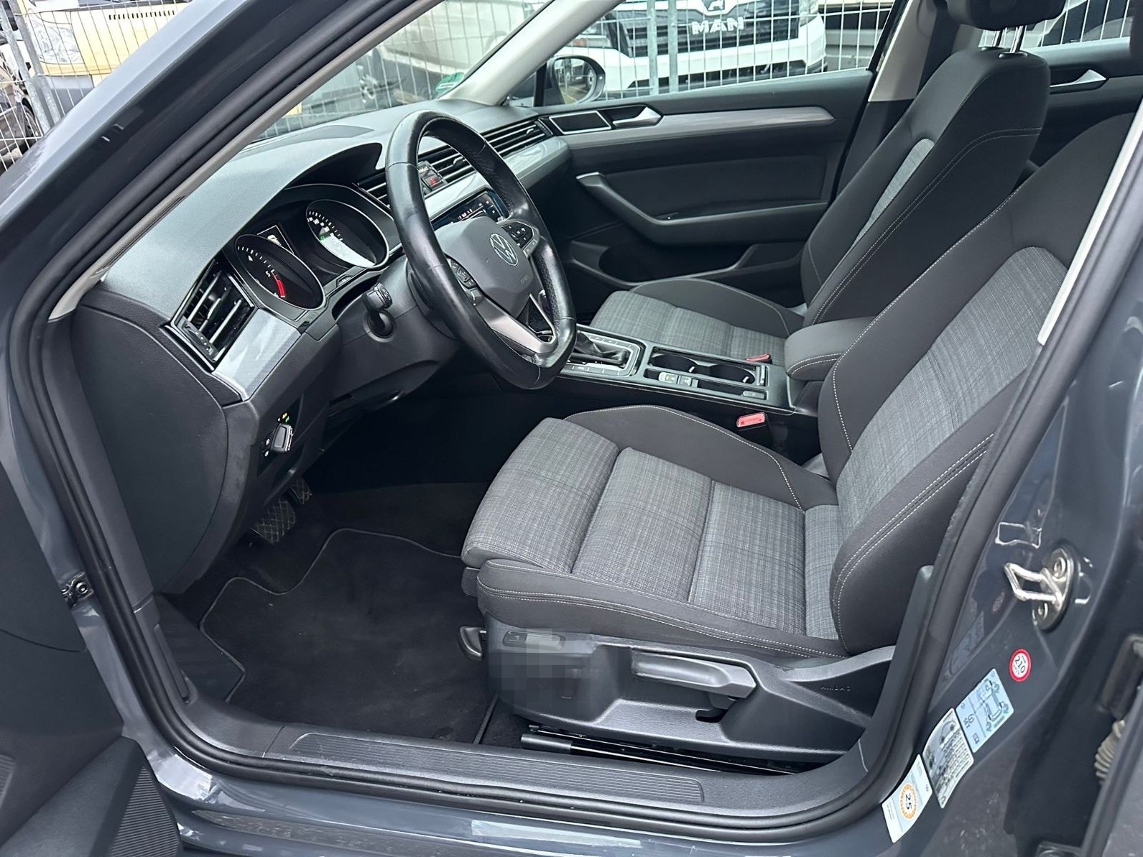 Volkswagen Passat Lim. Business foto 13