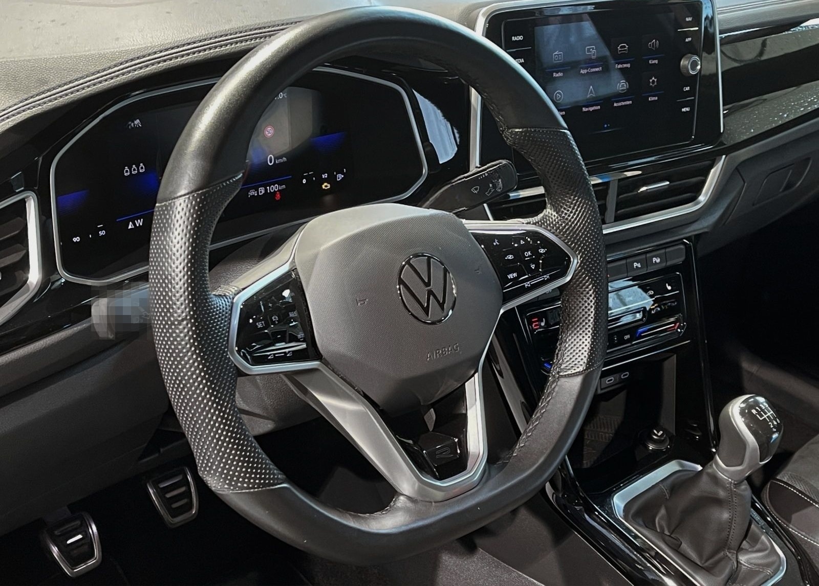 Volkswagen T-Roc 1.0 TSI R-LINE PARKLENK KAMERA NAVI LED+ foto 9