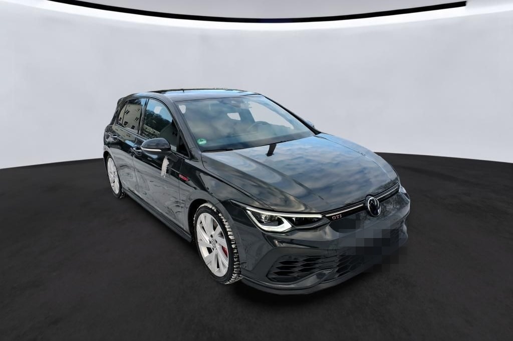 Volkswagen Golf VIII GTI CLUBSPORT 2.0 TSI BLACKSTYLE AKRA foto 3