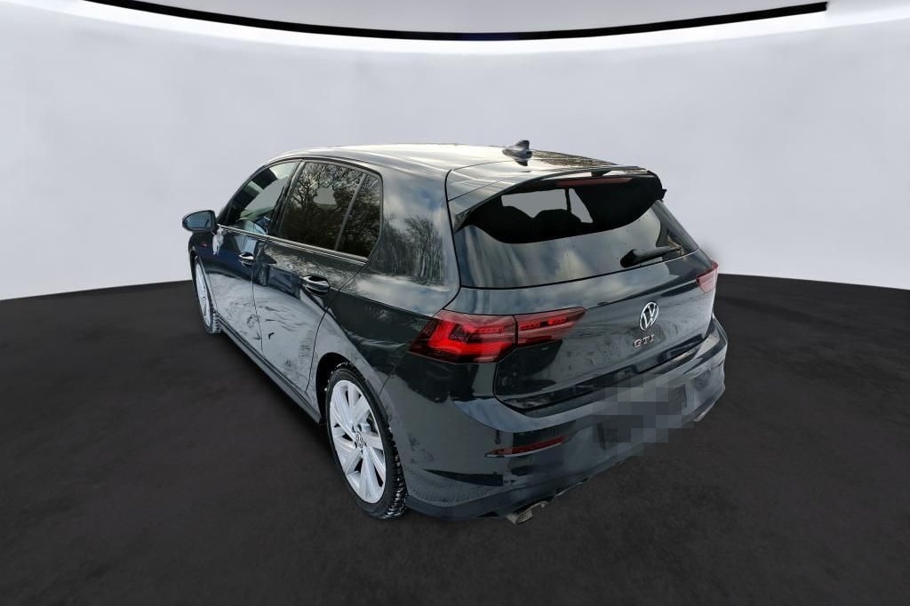 Volkswagen Golf VIII GTI CLUBSPORT 2.0 TSI BLACKSTYLE AKRA foto 4