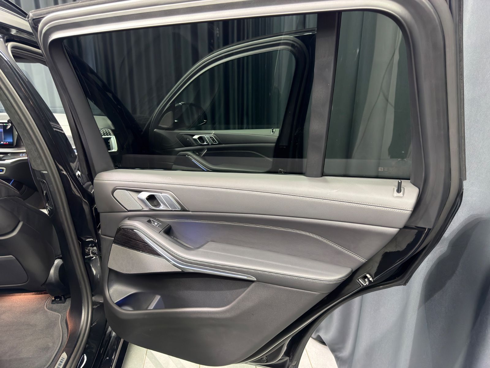 BMW X7 xDrive 40d M SPORT PRO|LUFT|PANO|7-SITZER|AHK foto 13