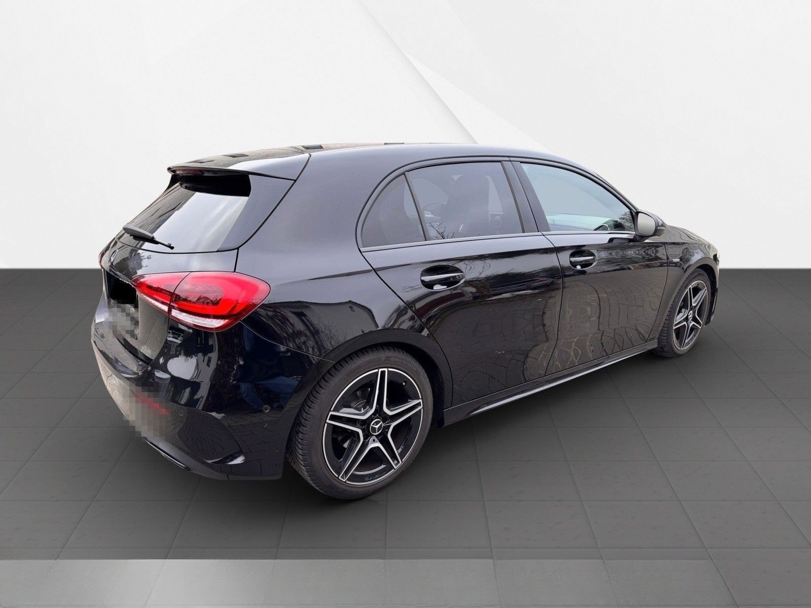 Mercedes-Benz A 180 AMG "Navi,LED,Spur" foto 4