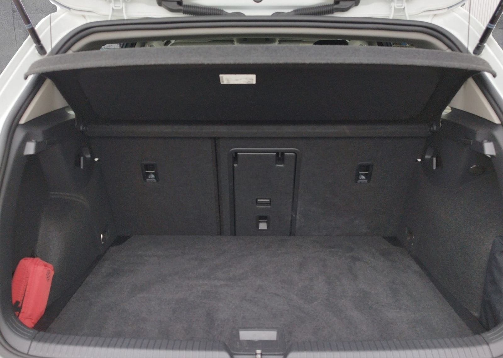 Volkswagen Golf VIII Life 1.5 TSI 5JG/LED+/NAV/SHZ foto 12