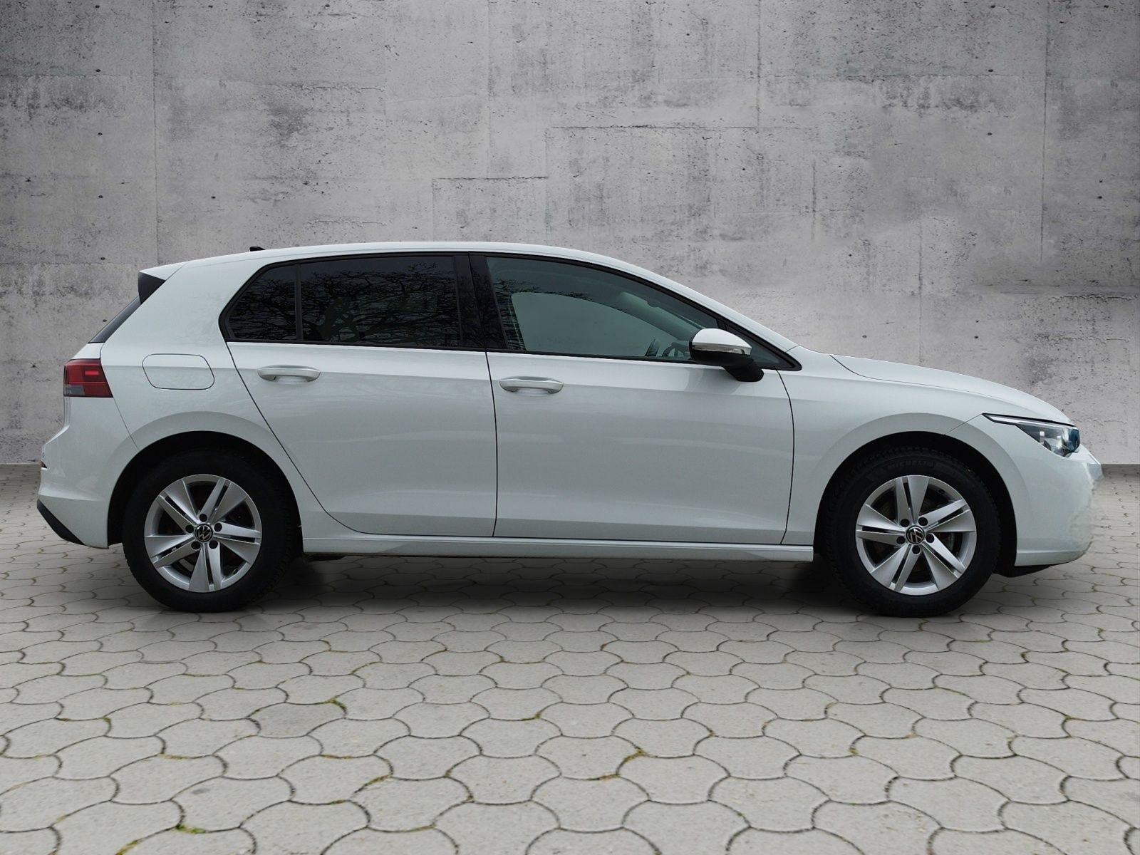 Volkswagen Golf VIII Life 1.5 TSI 5JG/LED+/NAV/SHZ foto 4