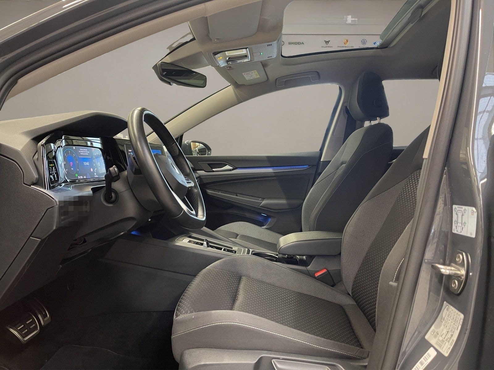 Volkswagen Golf VIII 2.0 TDI Active IQLight ACC AHK AUT HUD foto 8