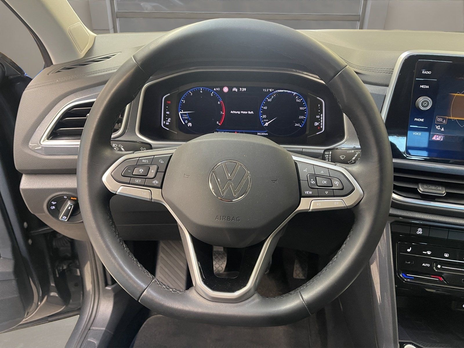 Volkswagen T-Roc 1.0 TSI Style ACC Virtual el.Heck DynLicht foto 11