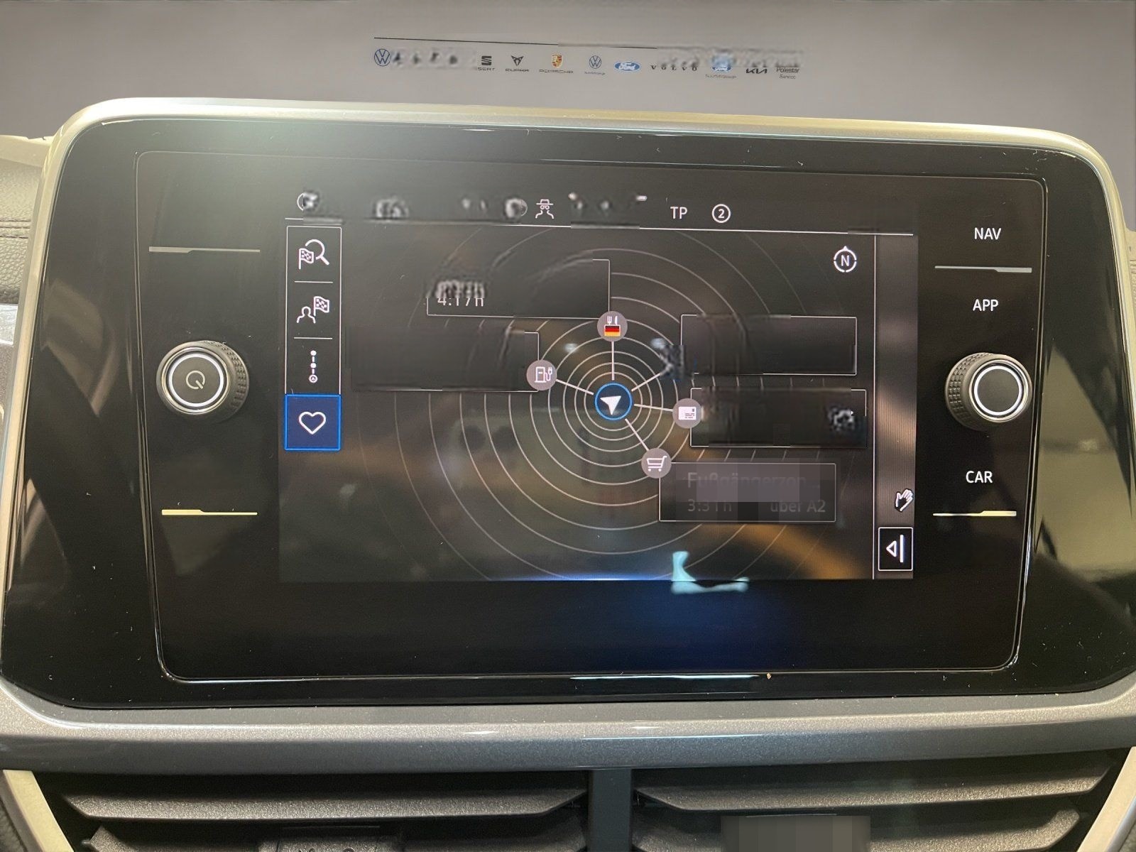 Volkswagen T-Roc 1.0 TSI Style ACC Virtual el.Heck DynLicht foto 13