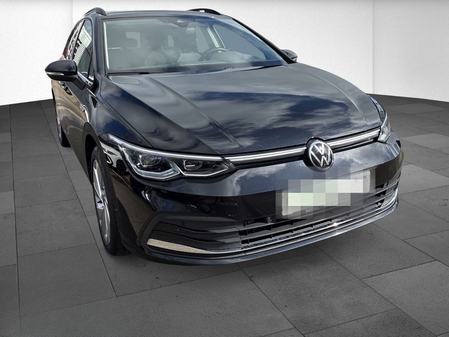 Volkswagen Golf VIII Style 2.0 TDI DSG AHK+ Navi Digitales  foto 2