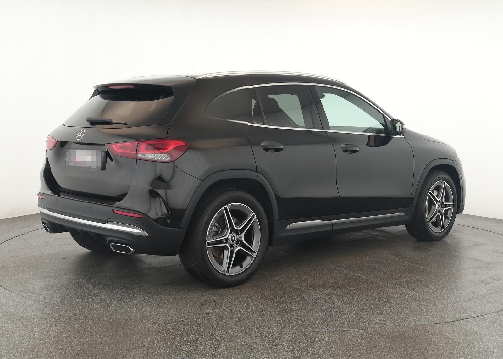 Mercedes-Benz GLA 220 d 8G 4M AMG LED Pano Digi Navi SHZ Kam foto 5