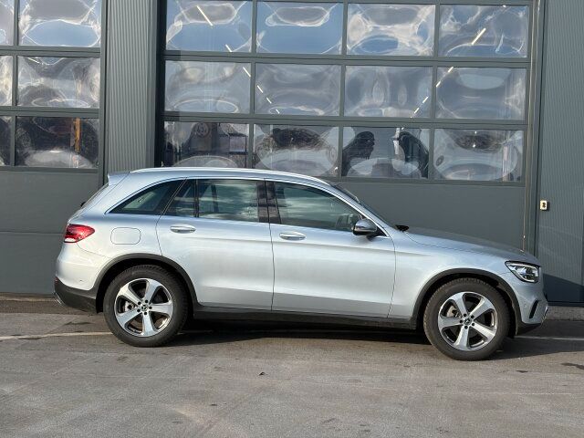 Mercedes-Benz GLC 220d 4M EXCLUSIVE LED Kamera DAB Navi Spurh. foto 7