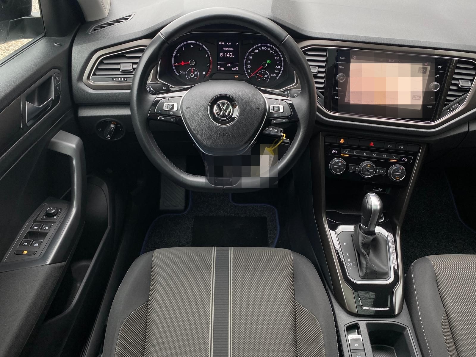 Volkswagen T-Roc 1.5 TSI ACT DSG Style LED Navi Pano ACC foto 12