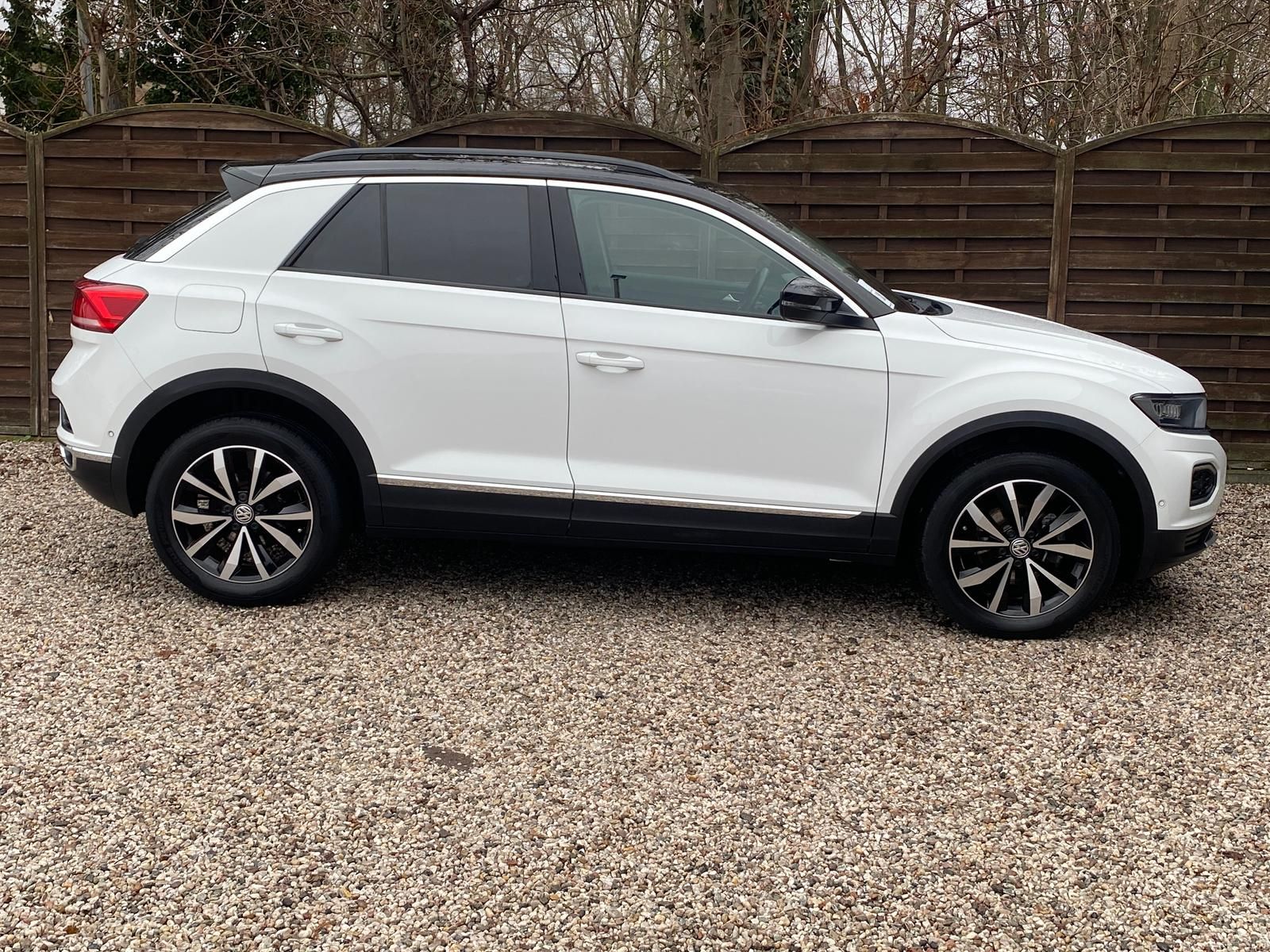 Volkswagen T-Roc 1.5 TSI ACT DSG Style LED Navi Pano ACC foto 3