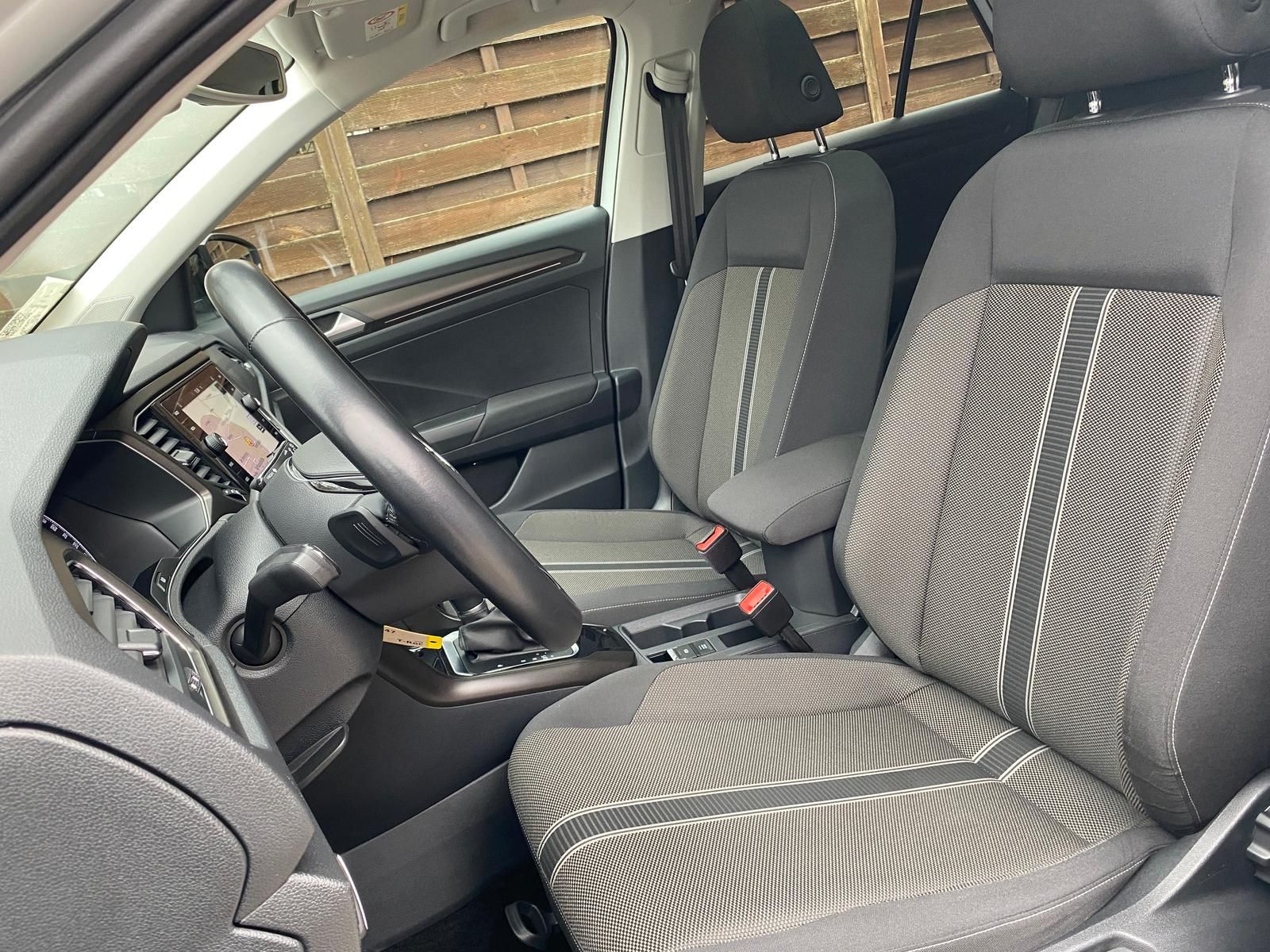 Volkswagen T-Roc 1.5 TSI ACT DSG Style LED Navi Pano ACC foto 7