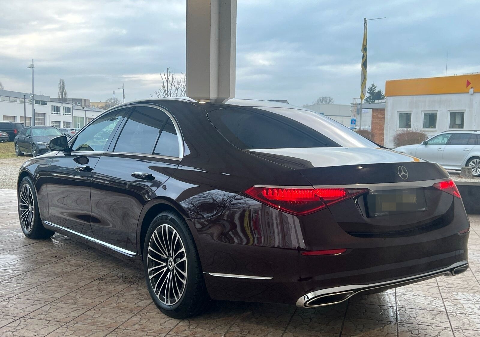 Mercedes-Benz S 580 4M Pano.-Dach/Distronic/AHK/Kamera/Digital foto 7