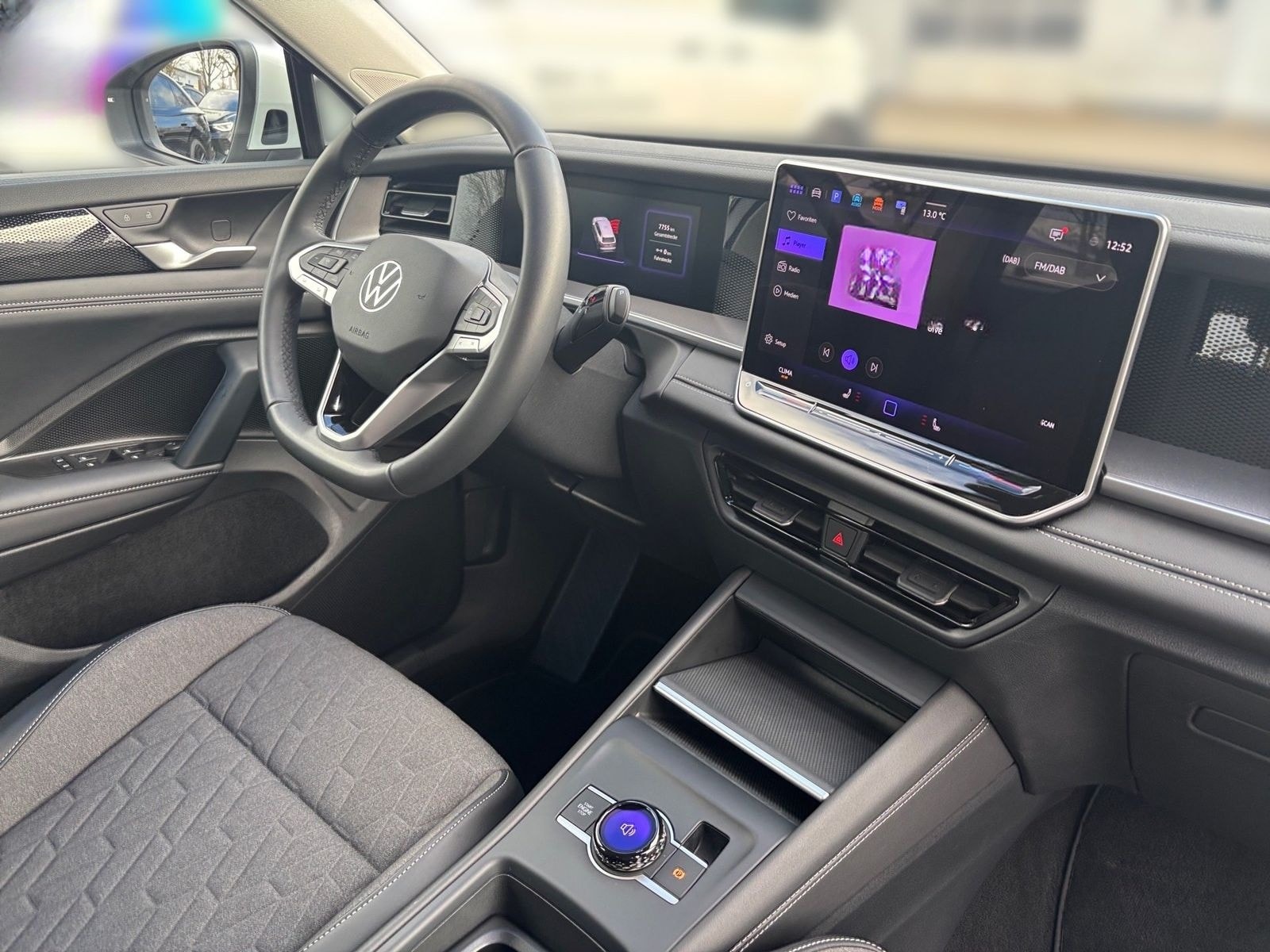 Volkswagen Tayron 1.5 eTSI Life DSG AHK KEYLESS ACC foto 16