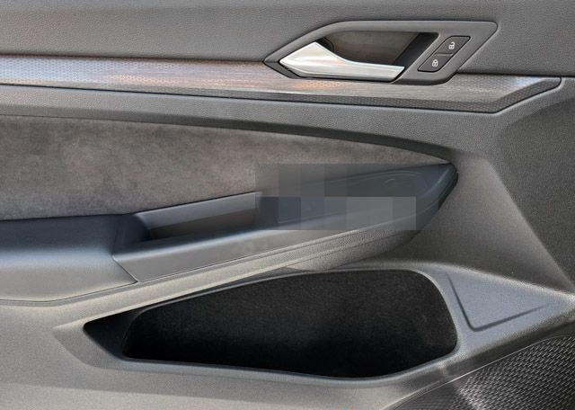 Volkswagen Golf VIII 2.0 TSI DSG GTI Clubsport Navi Pano Ka foto 19