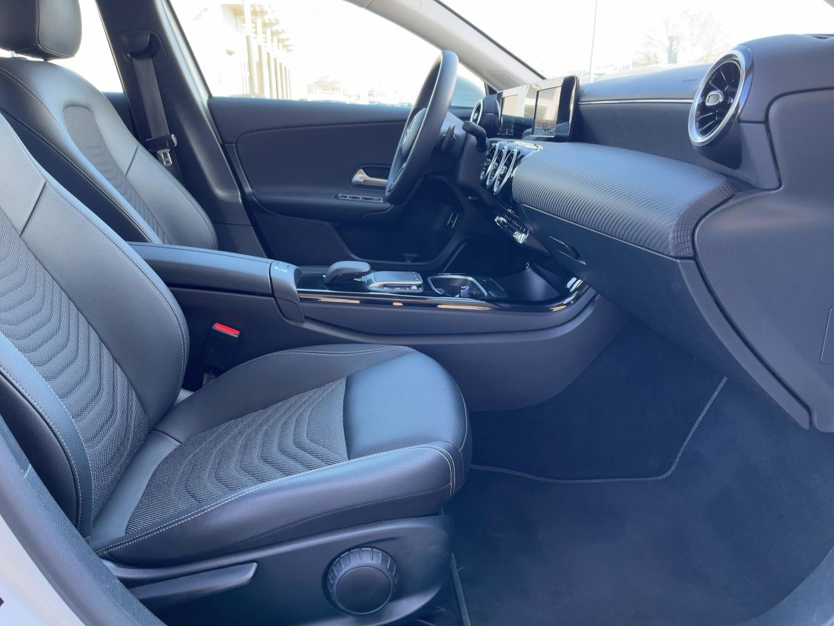 Mercedes-Benz A 250 e LED+SPIEGEL+SPUR+CARPLAY+KAMERA+TOTWINK. foto 7