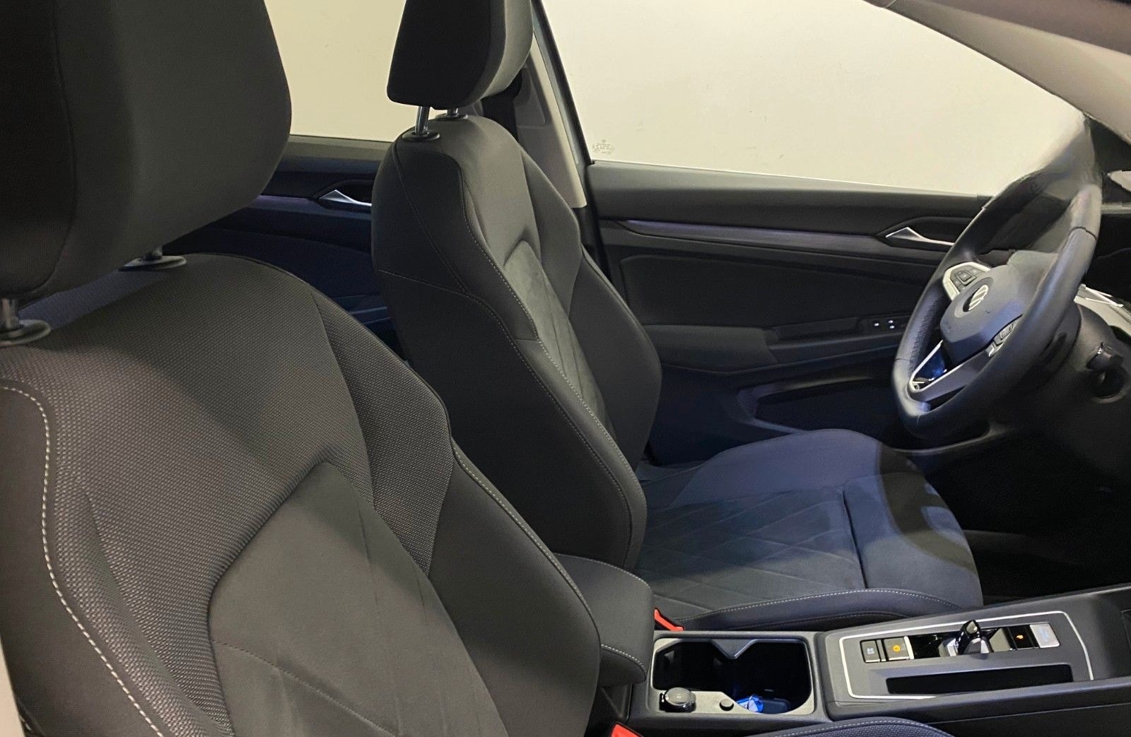 Volkswagen Golf Variant Style 1,5l eTSI 96kW DSG foto 13