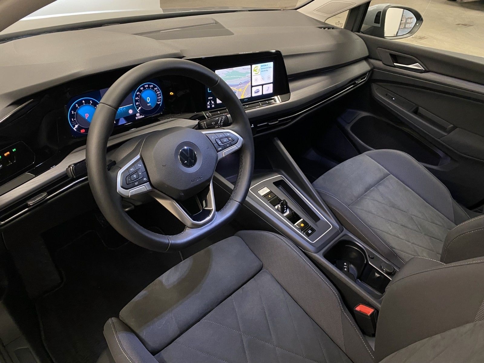 Volkswagen Golf Variant Style 1,5l eTSI 96kW DSG foto 8