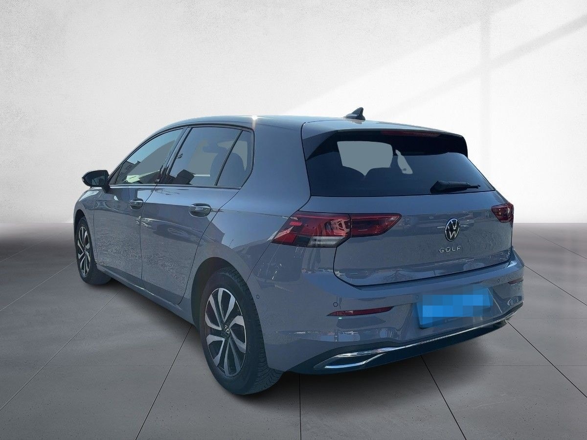 Volkswagen Golf VIII Active 1.5 TSI LED HUD KAM STANDHZG foto 3