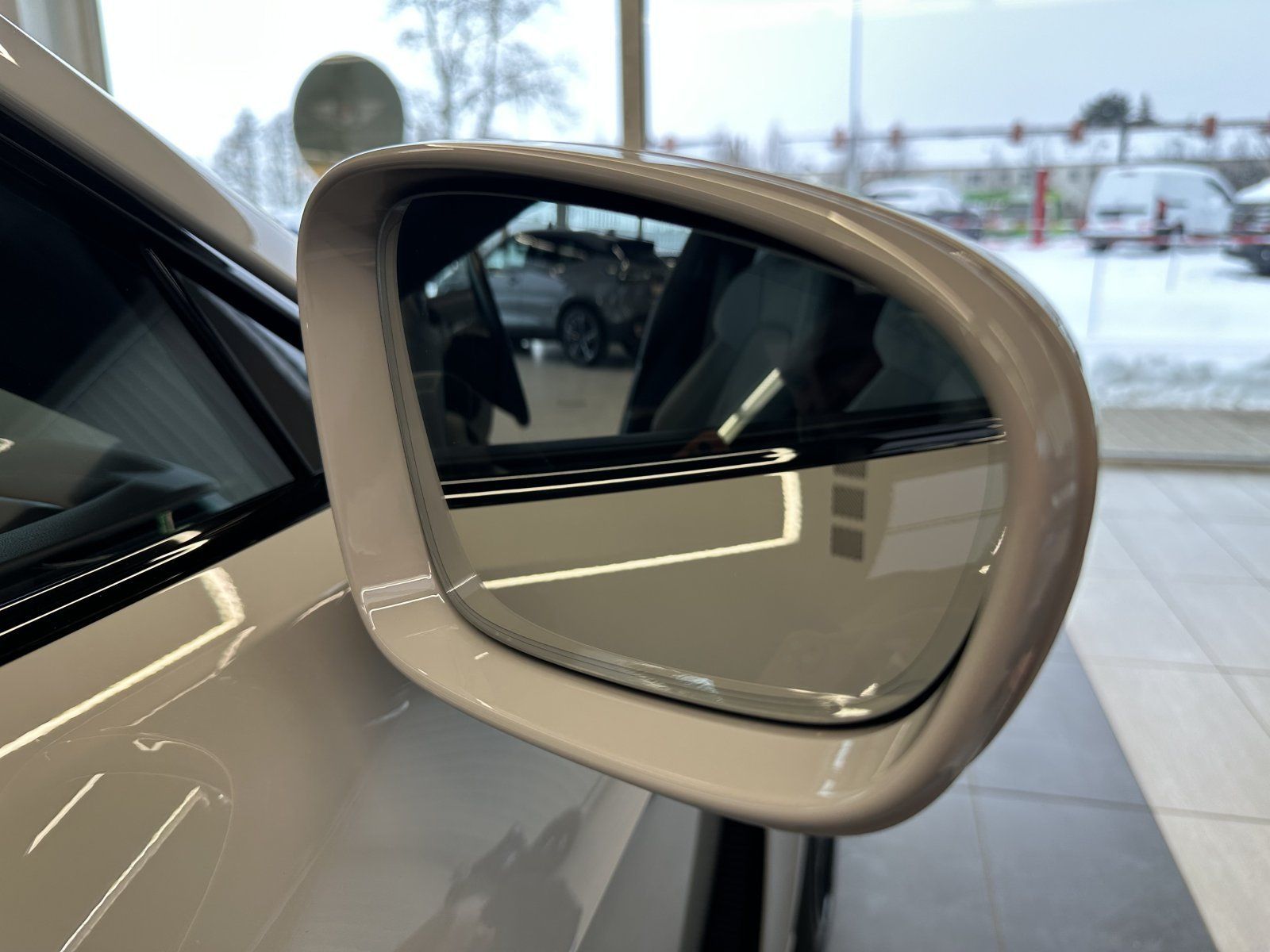 Porsche Taycan Turbo S/KREIDE/CARBON/CERAMIC/ foto 13