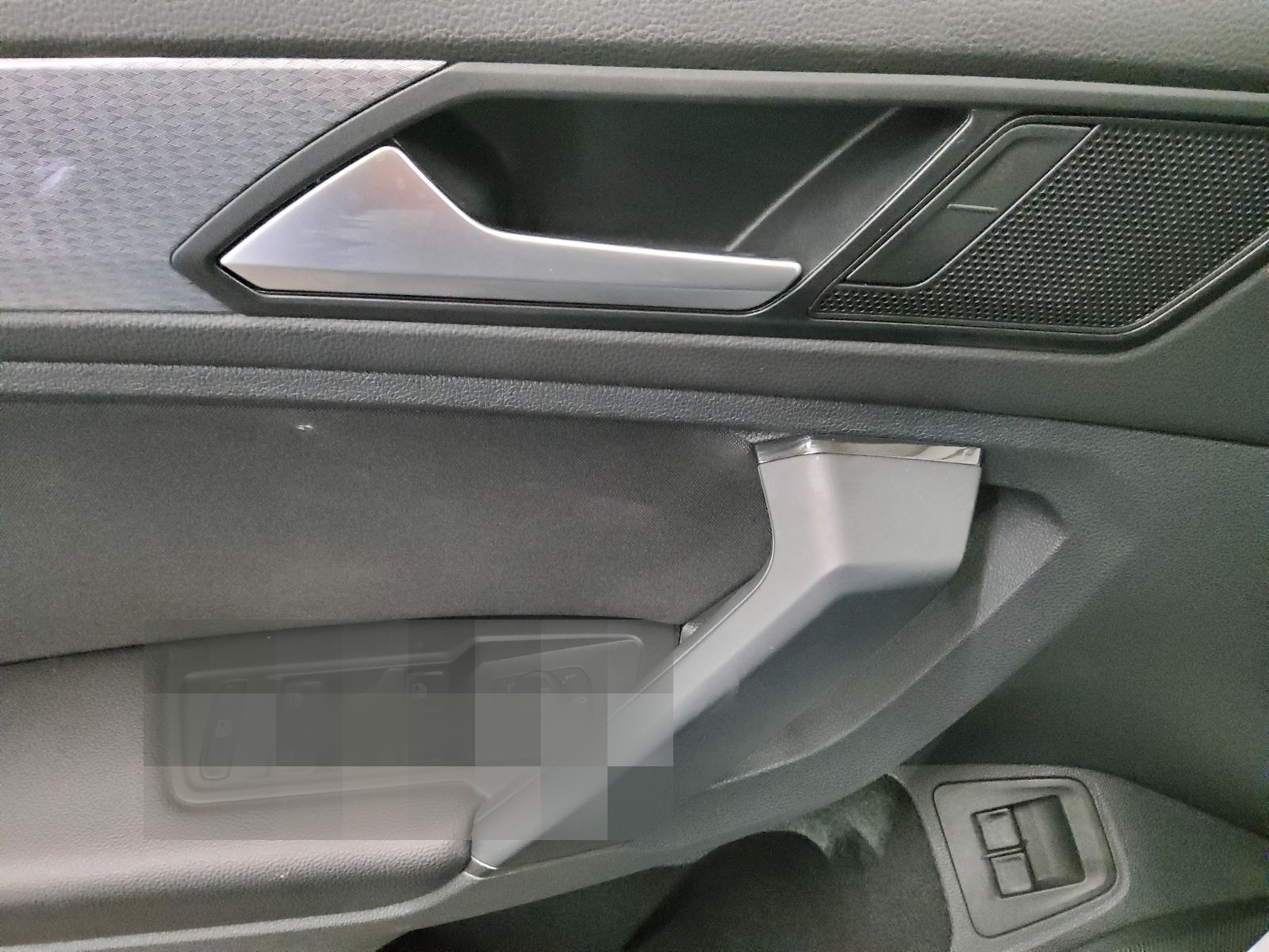 Volkswagen Tiguan 1.4 TSI e Life Navi LED AID HuD ACC PDC foto 10