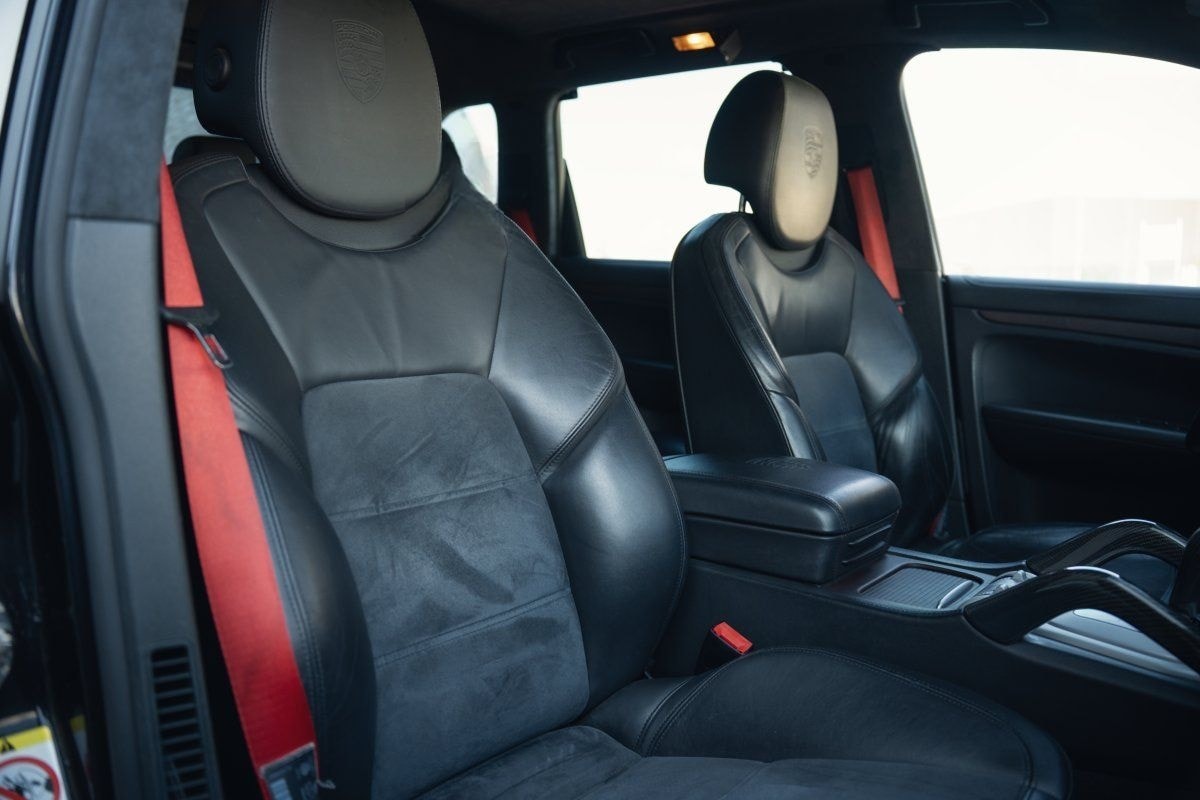 Porsche Cayenne Turbo foto 8