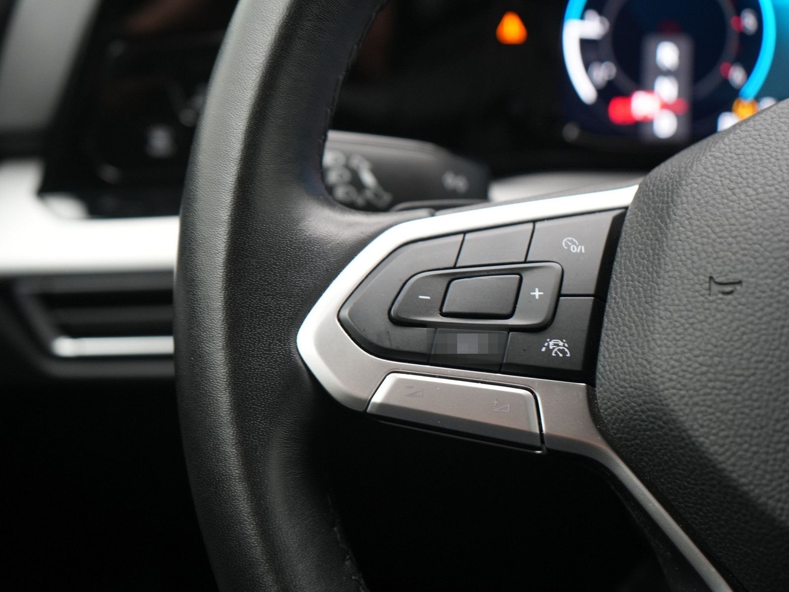 Volkswagen Golf VIII Variant Life DSG SHZ CARPLAY LED PDC foto 7