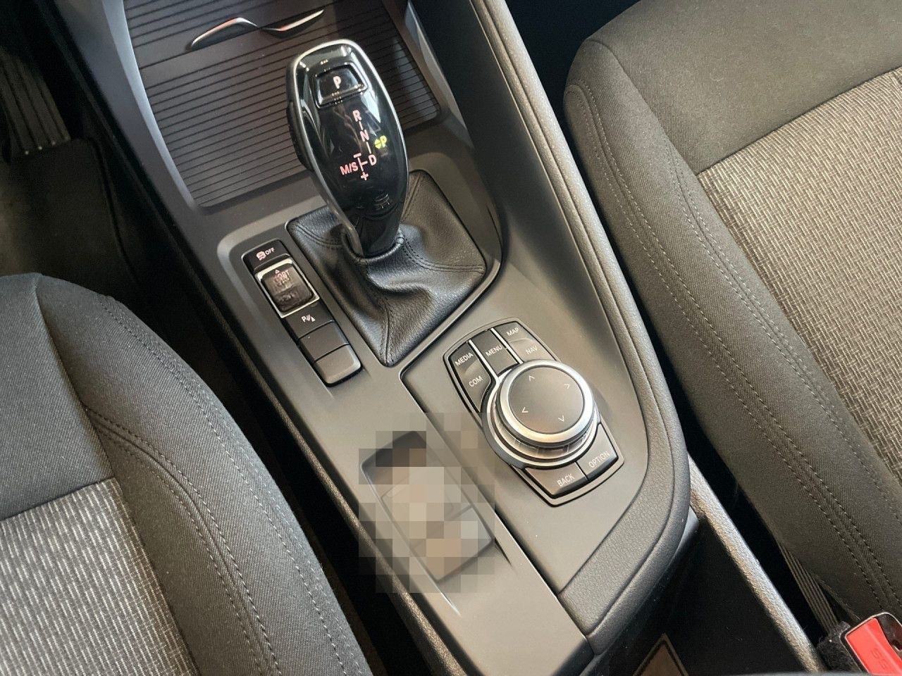 BMW X1 sDrive18i Advantage AHK,LED,ParkAss,Navi,SHZ foto 14