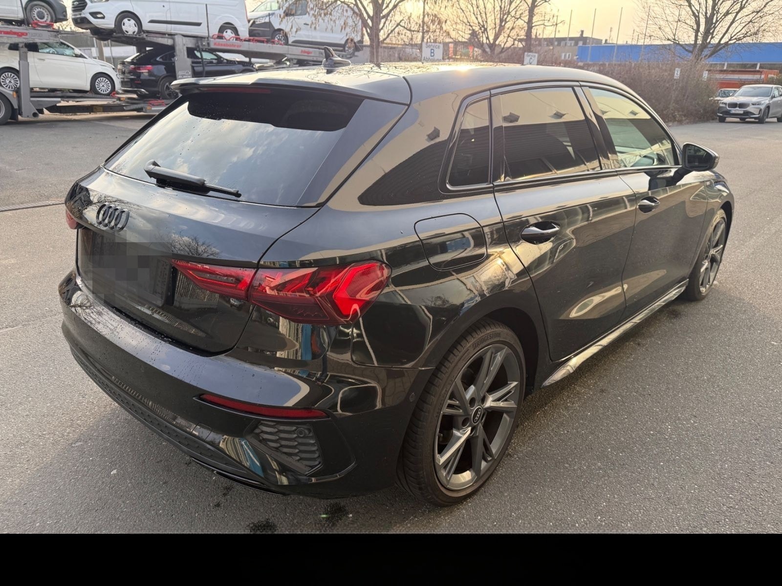 Audi A3 Sportback 35 TDI S line Black Edition Virtual foto 4